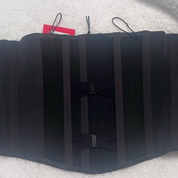 NWT SPANX Faja corset waist trainer size small - Picture 3 of 10